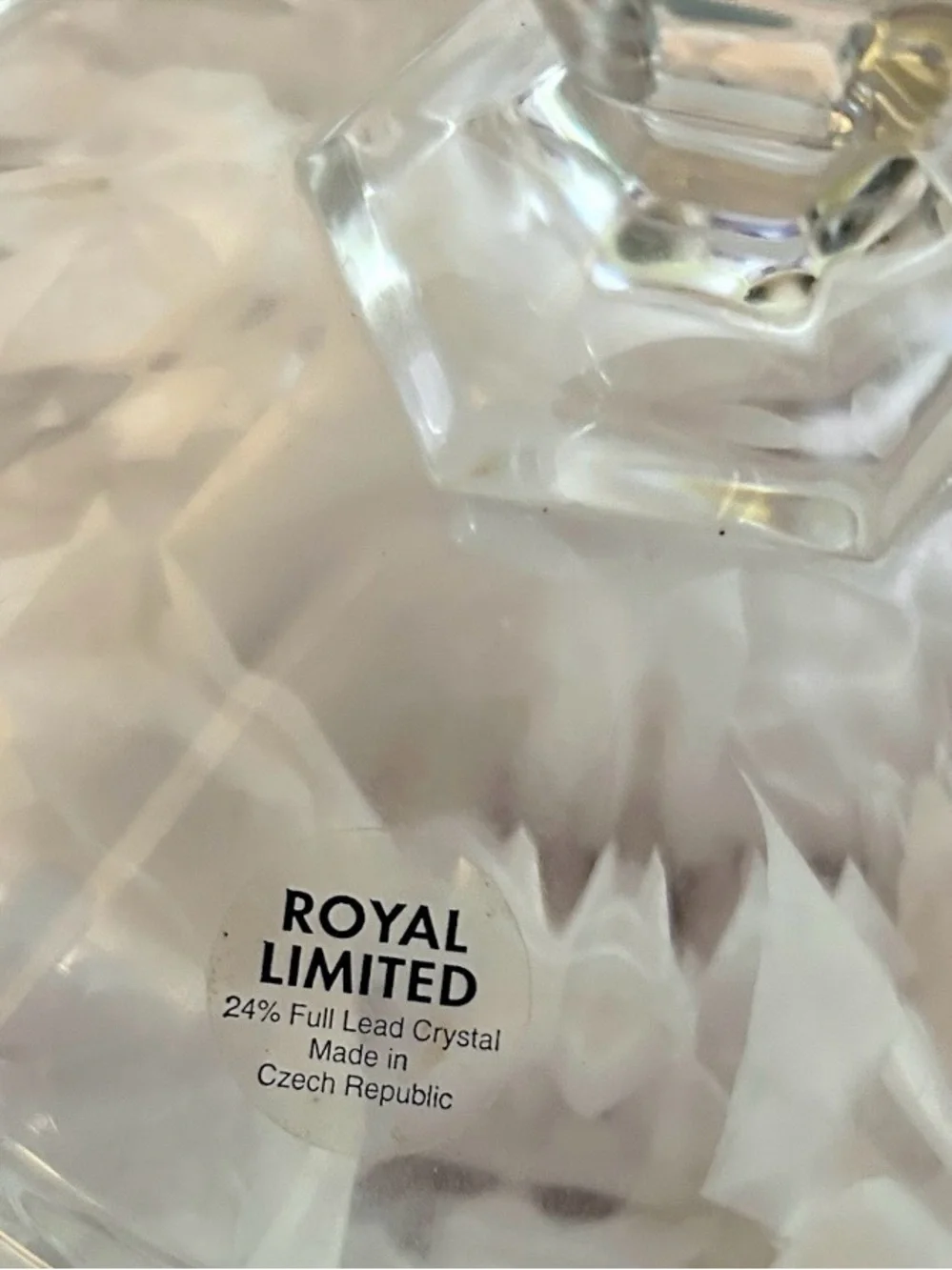 Royal Limited 24%Full Lead Crystal Tulip Biscuit Barrel - Czech Republi